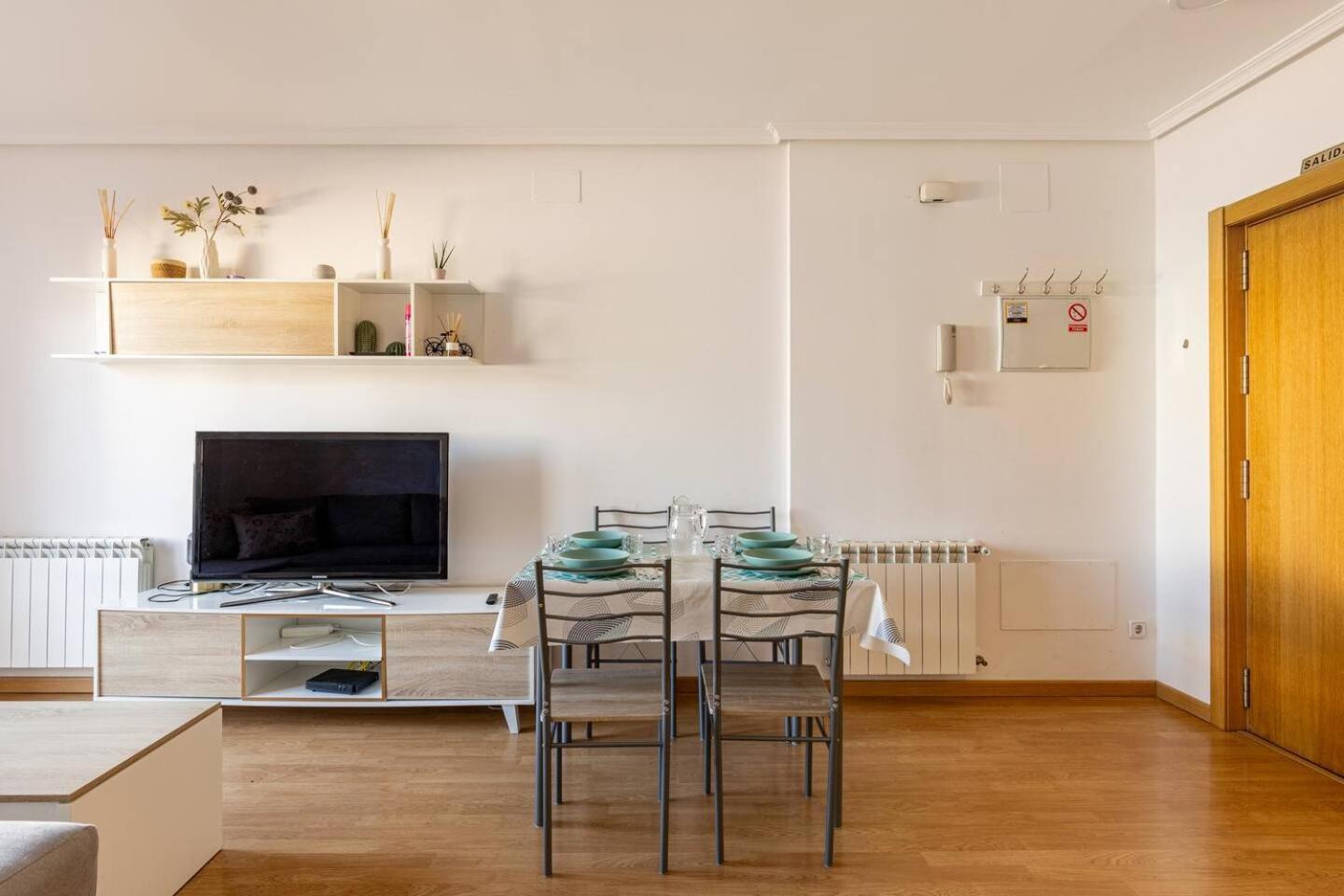 Apartamento Familiar Con Piscina Licencia 14721 Camarma de Esteruelas Eksteriør billede